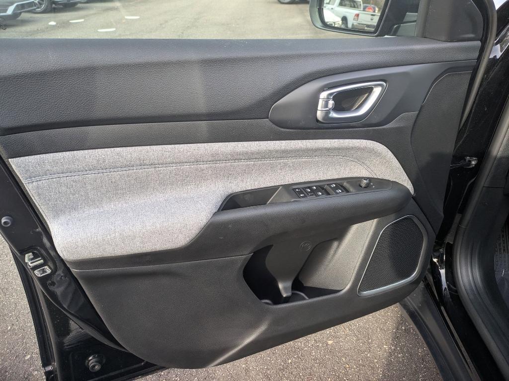 new 2026 Jeep Compass car, priced at $31,810