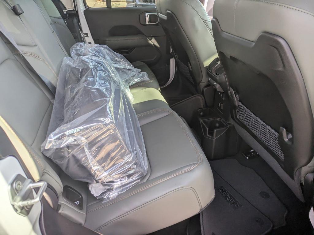 new 2026 Jeep Gladiator car, priced at $59,605