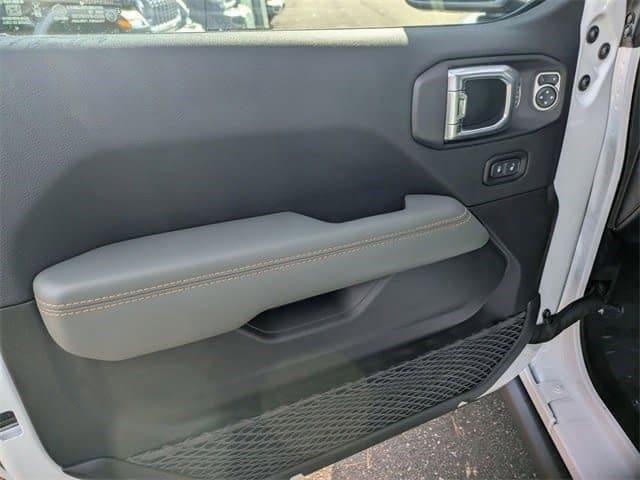 new 2026 Jeep Gladiator car, priced at $53,451