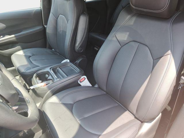 new 2027 Chrysler Pacifica car, priced at $50,343