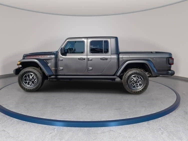 new 2026 Jeep Gladiator car, priced at $49,204