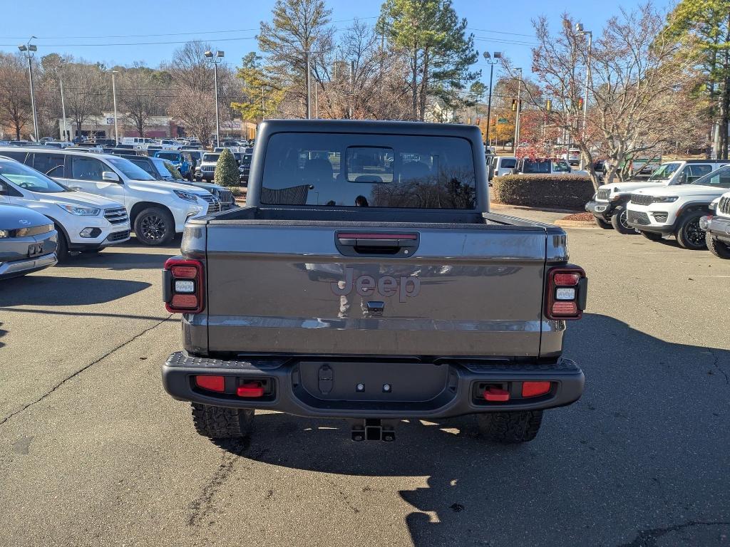 new 2026 Jeep Gladiator car, priced at $57,930