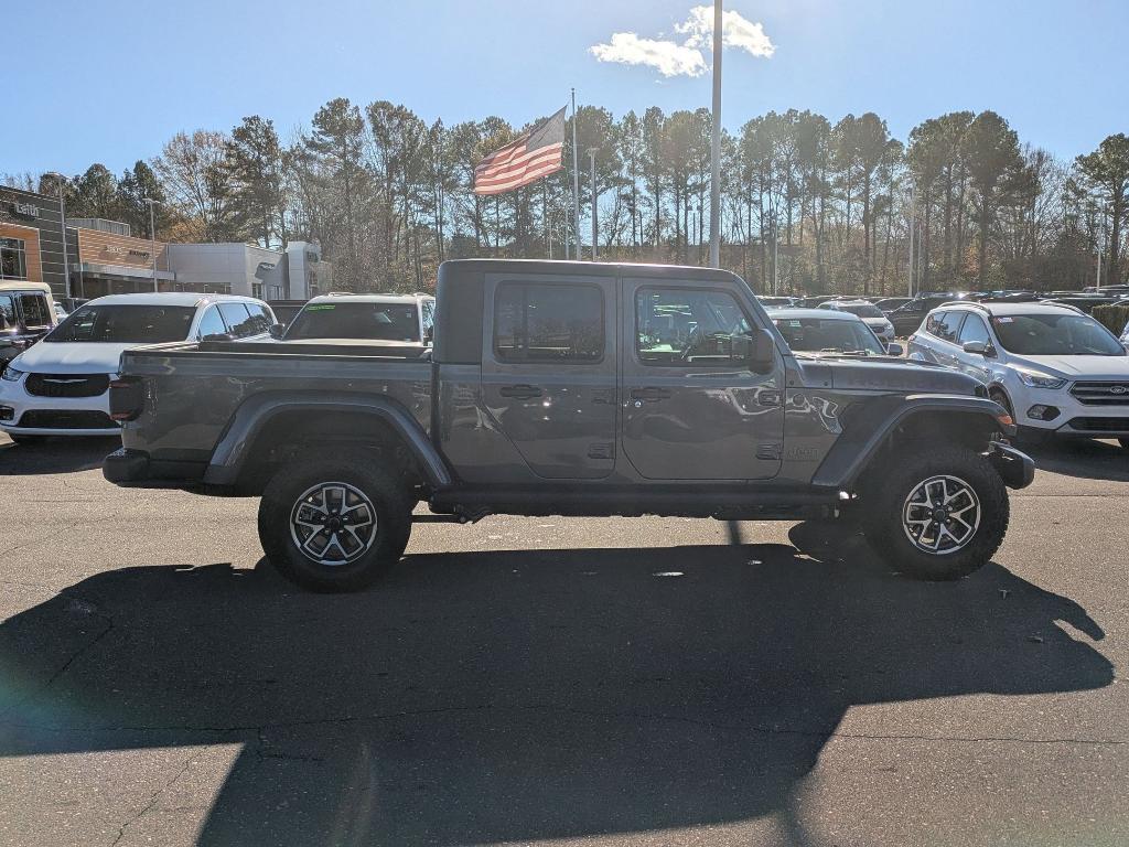 new 2026 Jeep Gladiator car, priced at $57,930