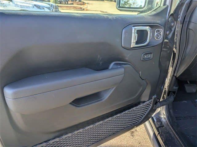 new 2026 Jeep Gladiator car, priced at $57,930