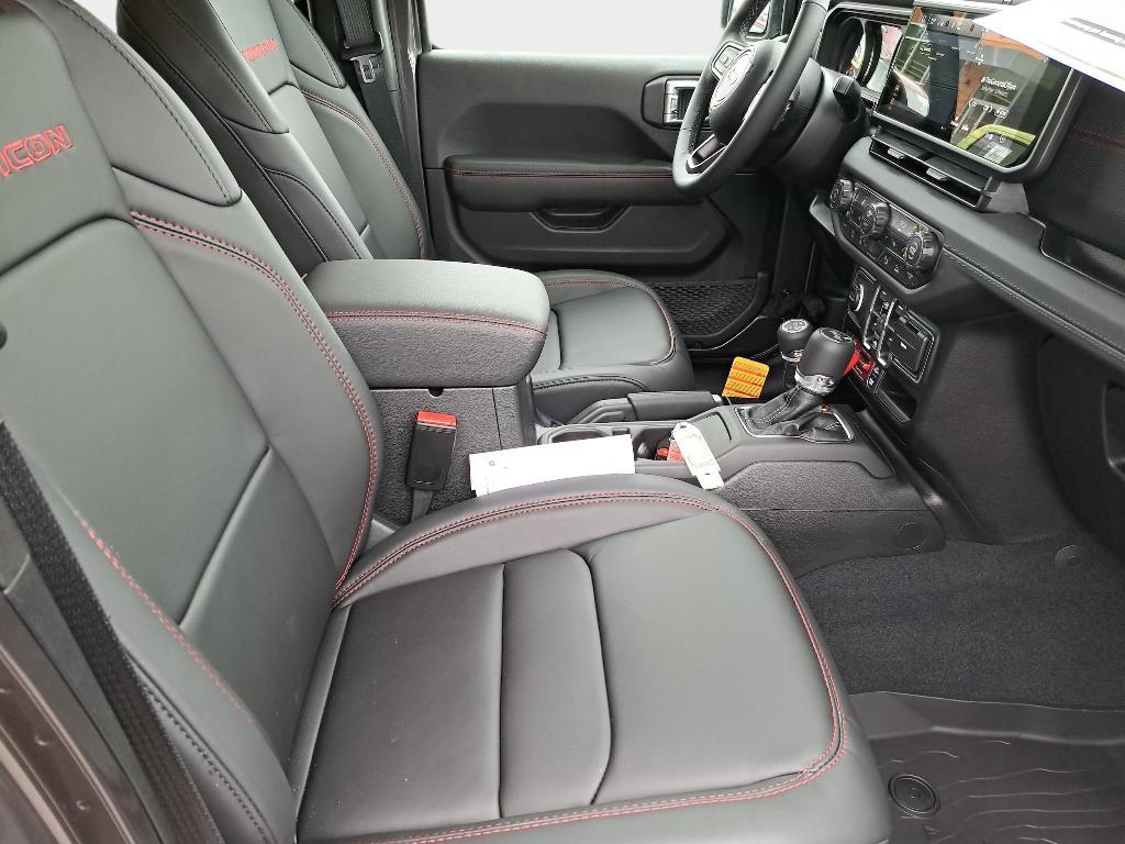 new 2026 Jeep Wrangler car, priced at $61,456