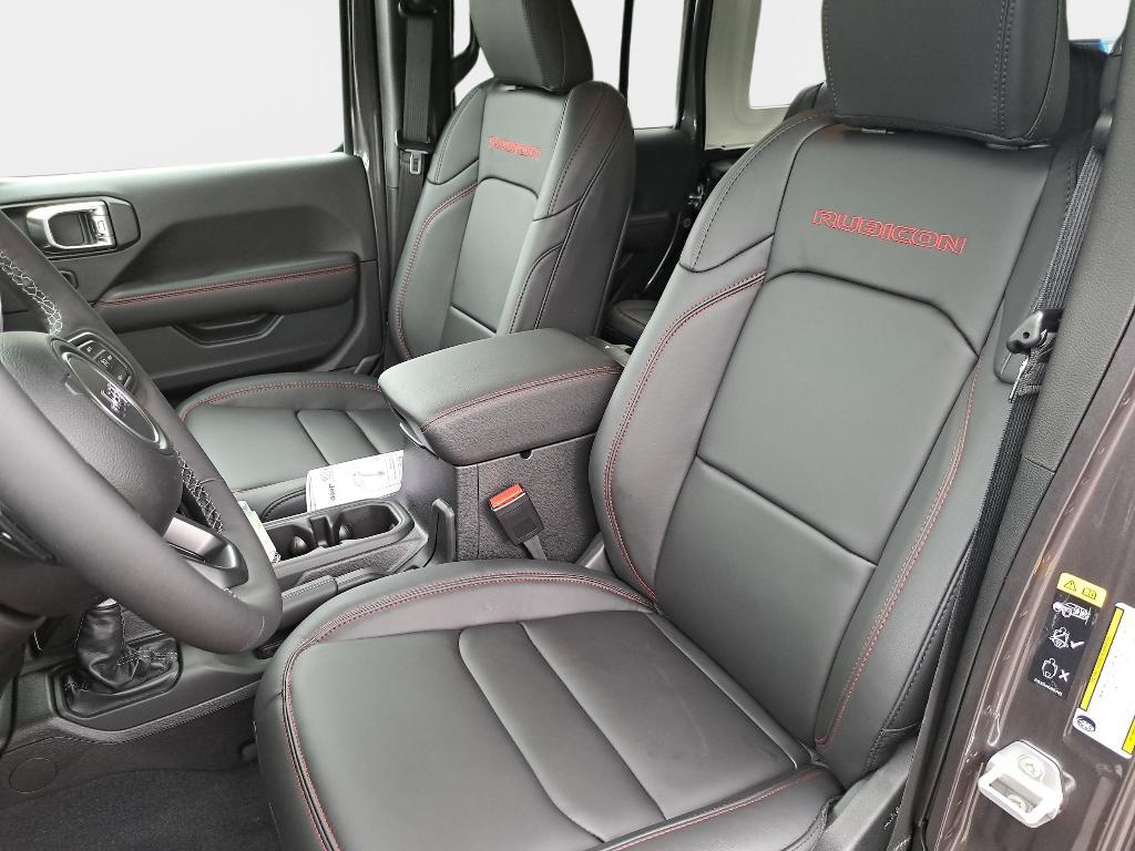 new 2026 Jeep Wrangler car, priced at $61,456