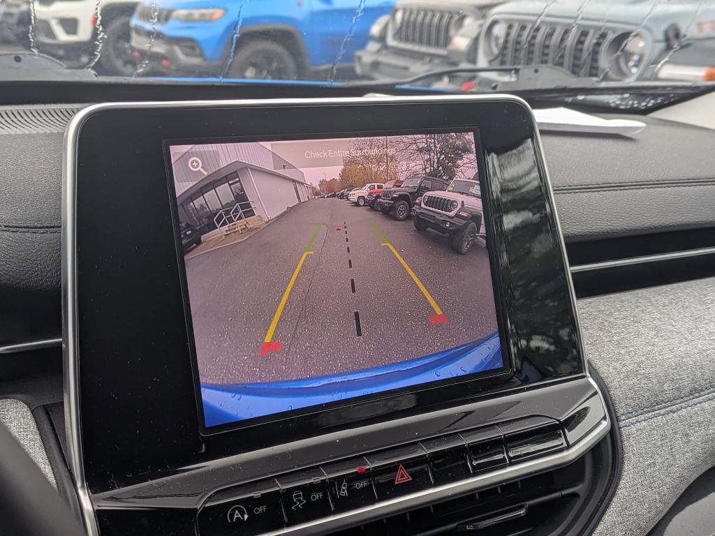 used 2022 Jeep Compass car, priced at $13,359