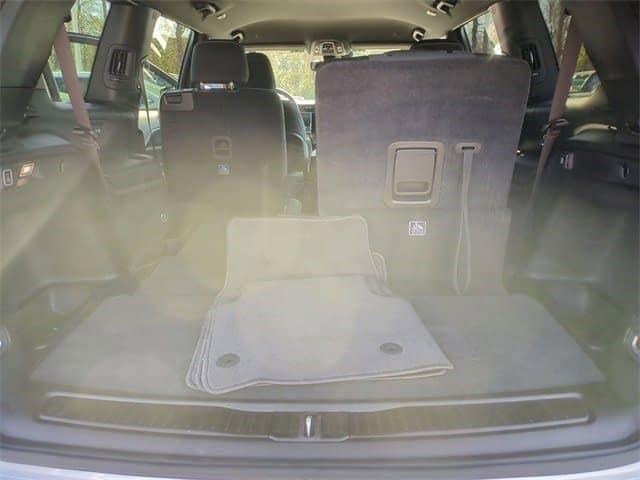 used 2024 Jeep Grand Cherokee L car, priced at $33,991