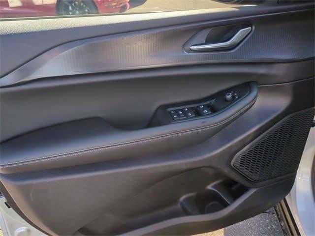 used 2024 Jeep Grand Cherokee L car, priced at $34,297
