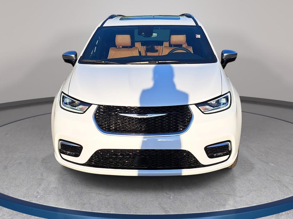 new 2026 Chrysler Pacifica car, priced at $56,074