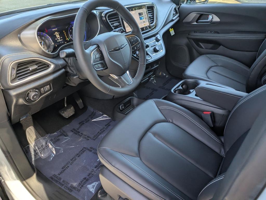 new 2026 Chrysler Pacifica car, priced at $46,165