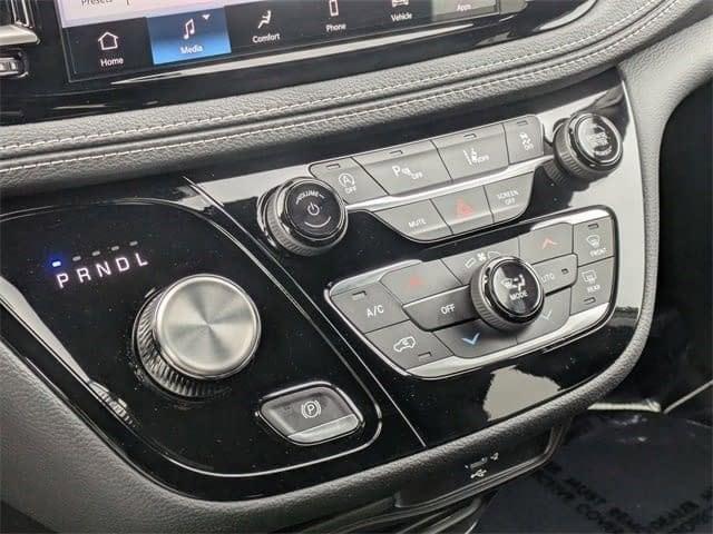 new 2026 Chrysler Pacifica car, priced at $38,531