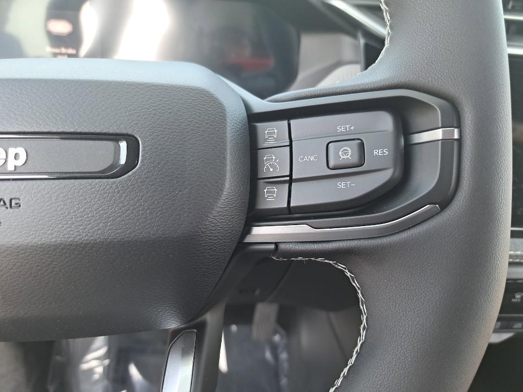 new 2026 Jeep Cherokee car, priced at $40,513