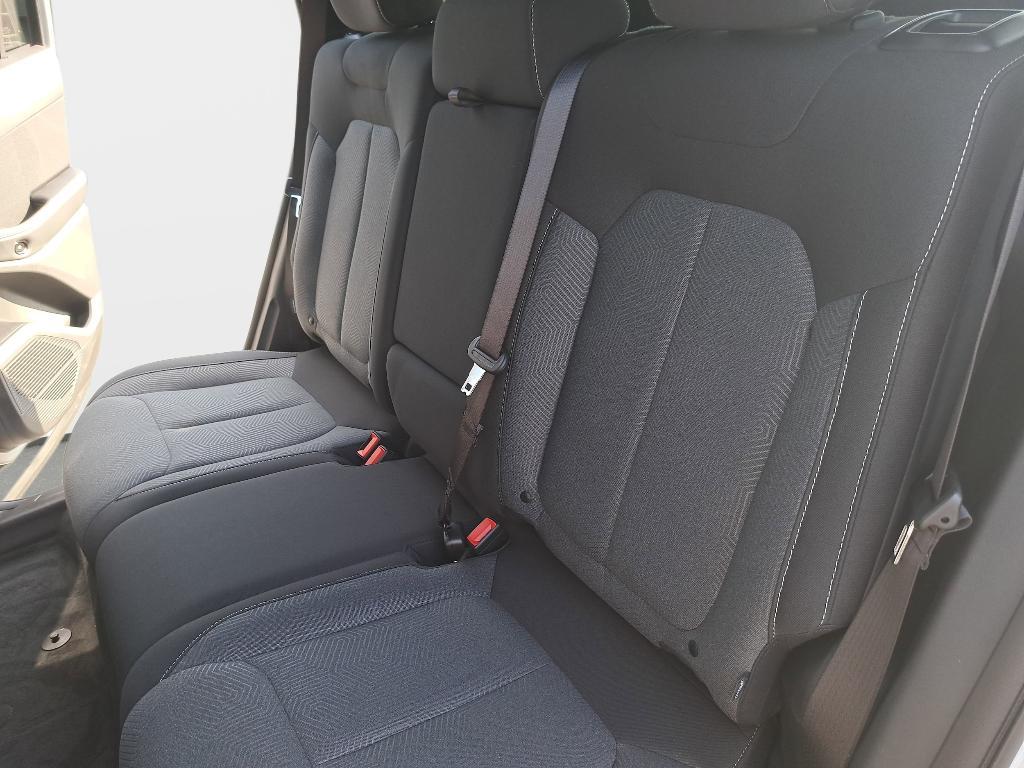new 2026 Jeep Cherokee car, priced at $40,513