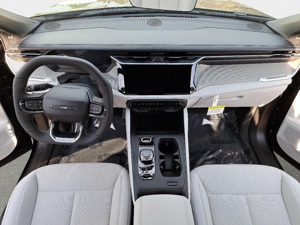 new 2026 Jeep Cherokee car, priced at $39,815