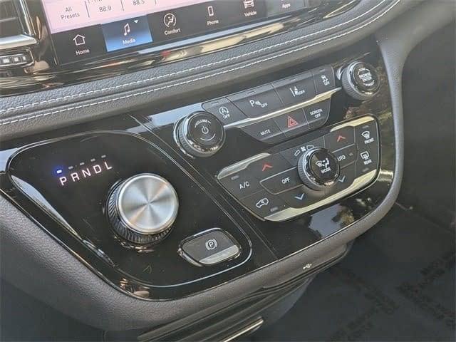 new 2026 Chrysler Pacifica car, priced at $39,631