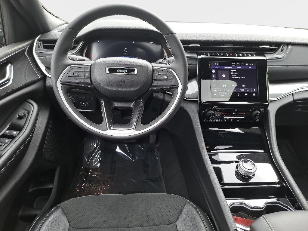 used 2023 Jeep Grand Cherokee L car, priced at $34,393