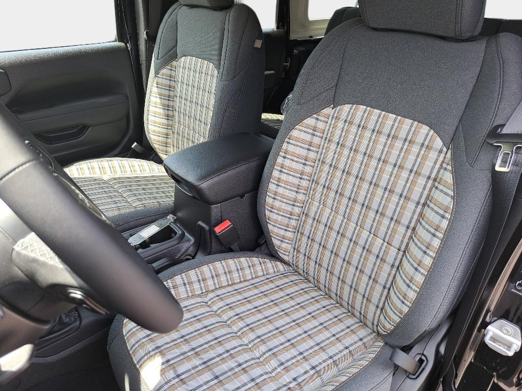 new 2026 Jeep Wrangler car, priced at $47,595