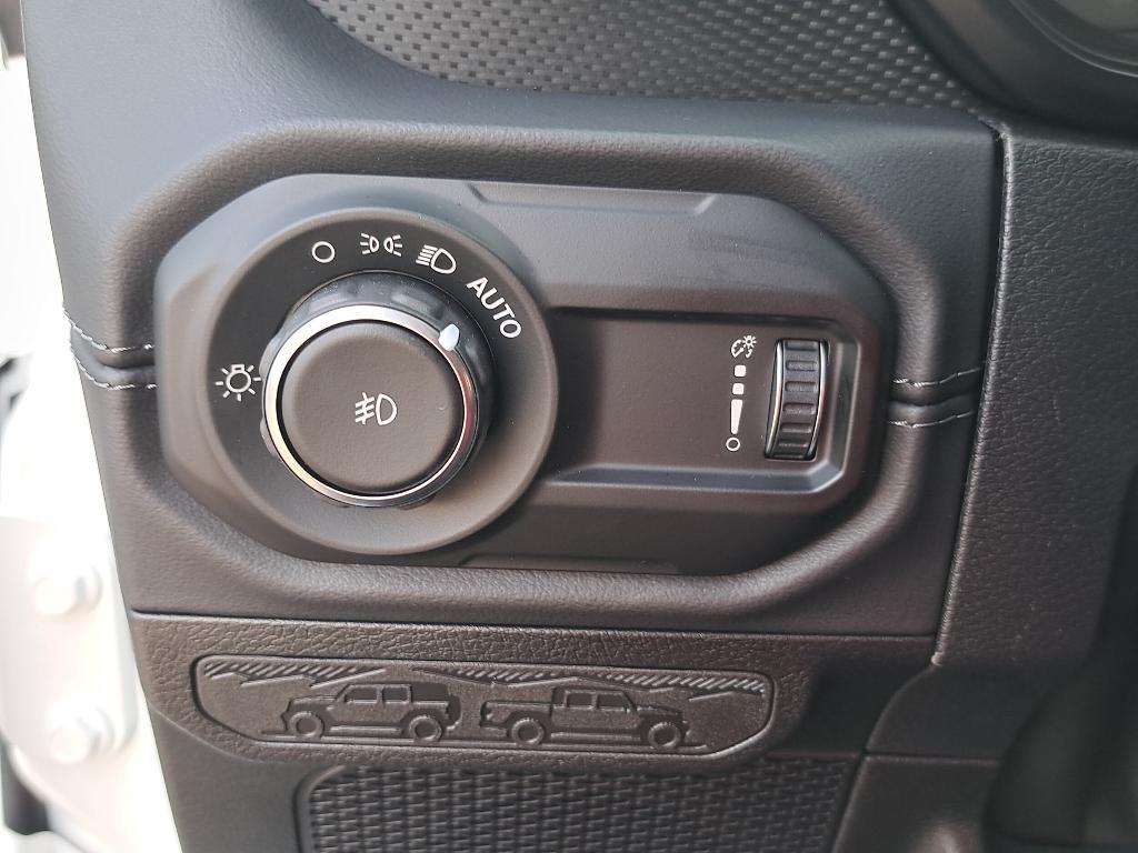 new 2026 Jeep Wrangler car, priced at $58,289