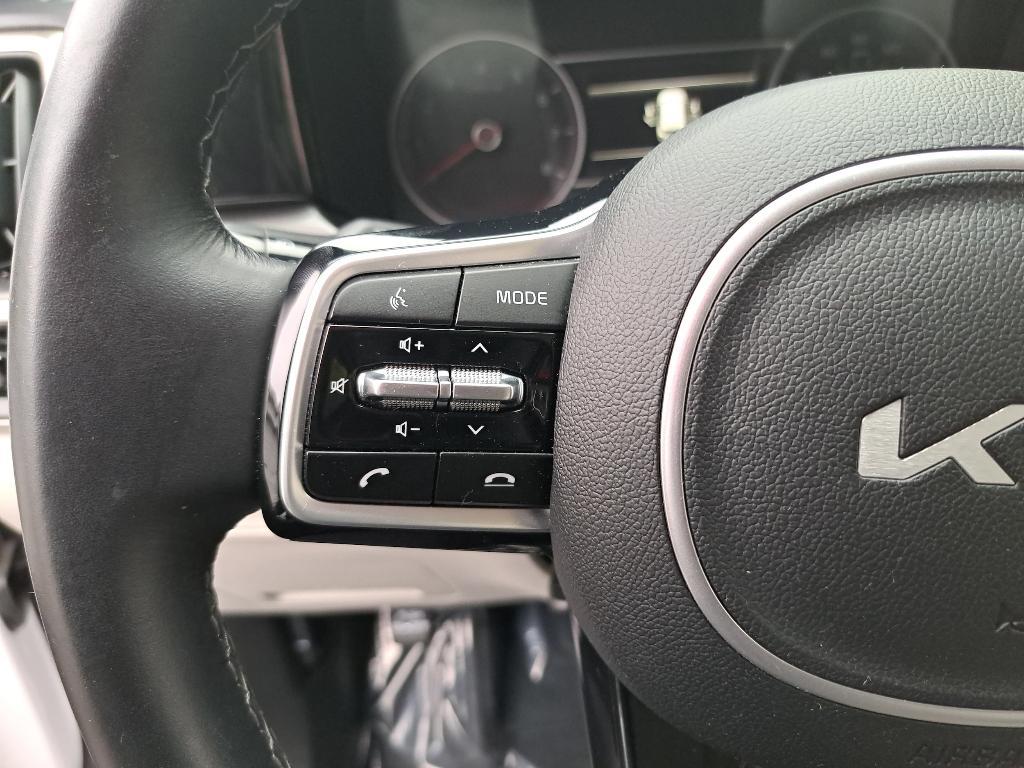 used 2022 Kia Sorento car, priced at $23,097
