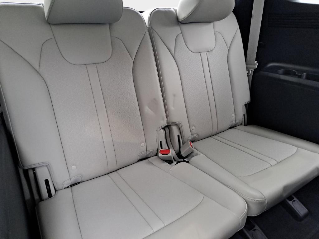 used 2022 Kia Sorento car, priced at $23,097