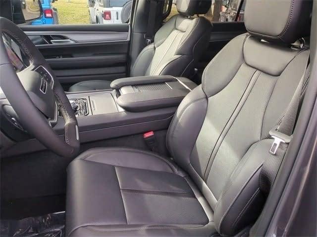 new 2026 Jeep Grand Wagoneer car, priced at $70,611