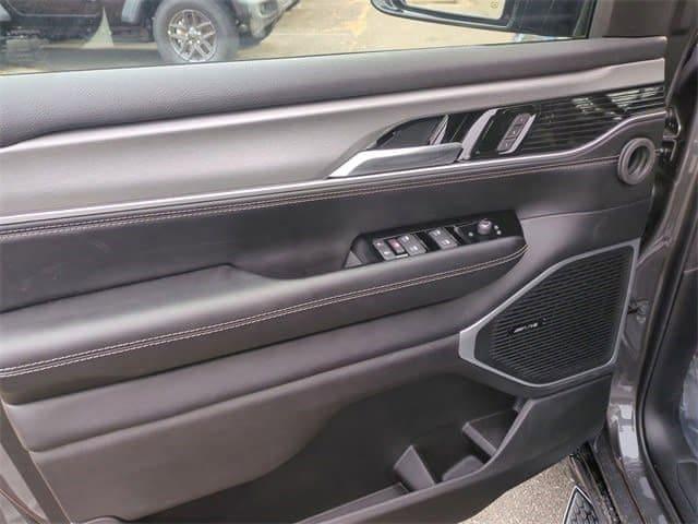 new 2026 Jeep Grand Wagoneer car, priced at $70,611