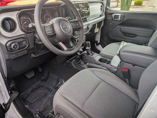 new 2025 Jeep Wrangler car, priced at $48,550