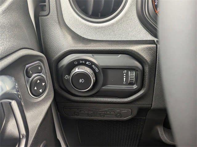 new 2025 Jeep Wrangler car, priced at $48,550