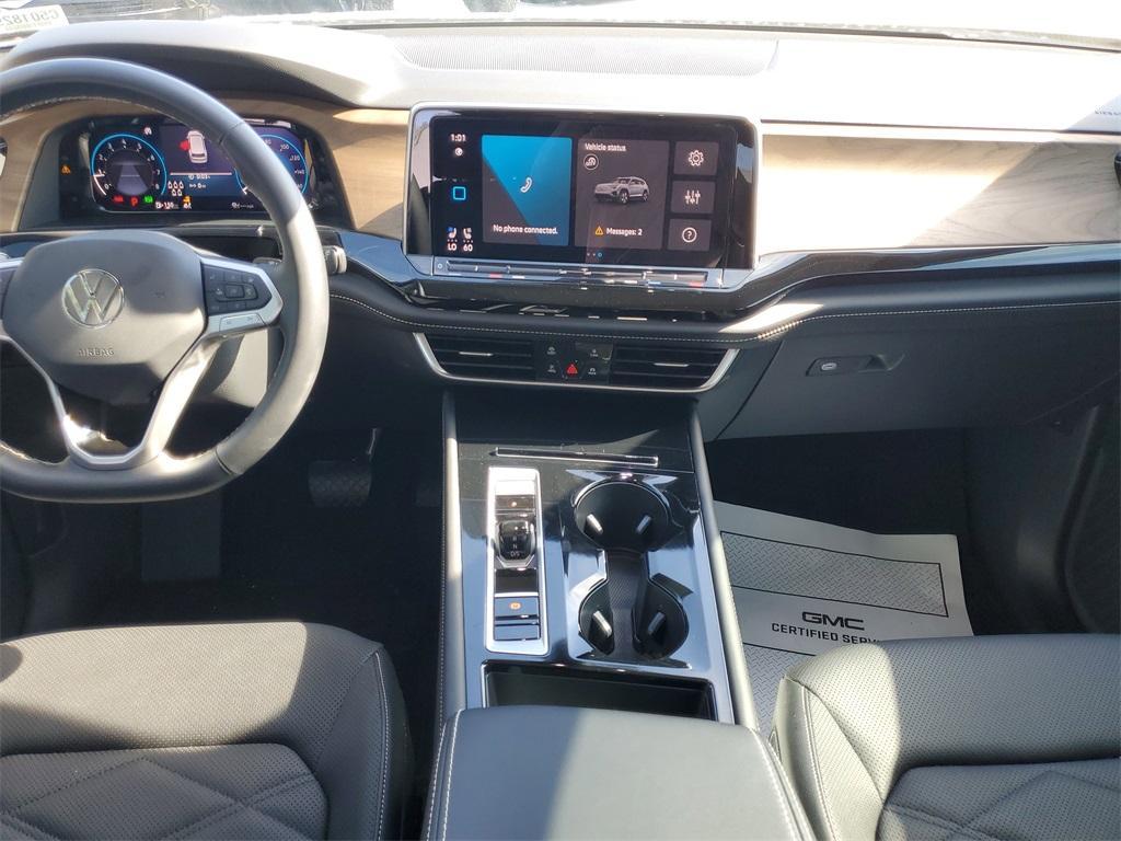 used 2024 Volkswagen Atlas car, priced at $30,599