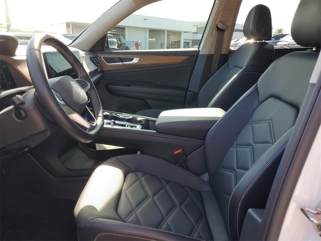used 2024 Volkswagen Atlas car, priced at $30,599