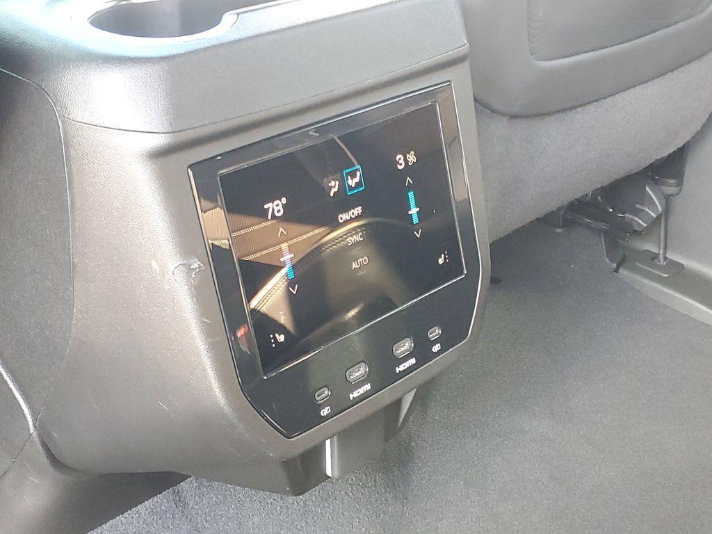 used 2025 GMC Yukon XL car, priced at $95,999