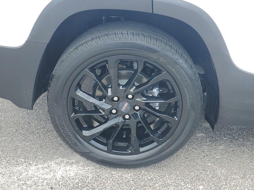used 2023 GMC Terrain car, priced at $27,896