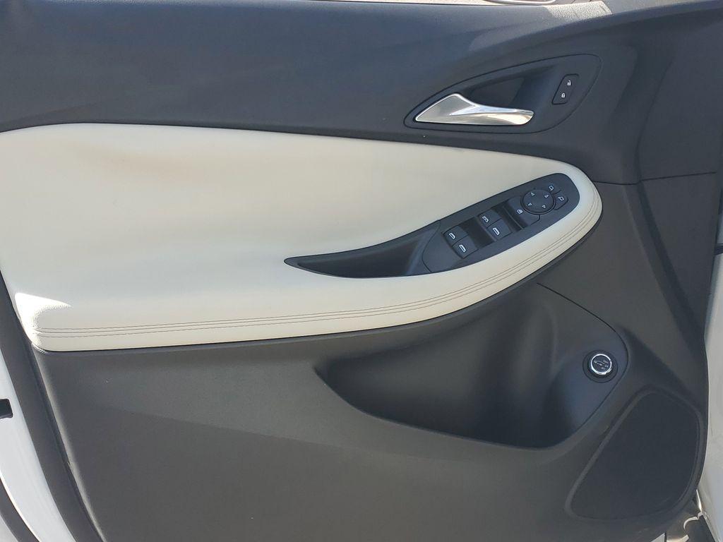 used 2022 Buick Encore GX car, priced at $20,999