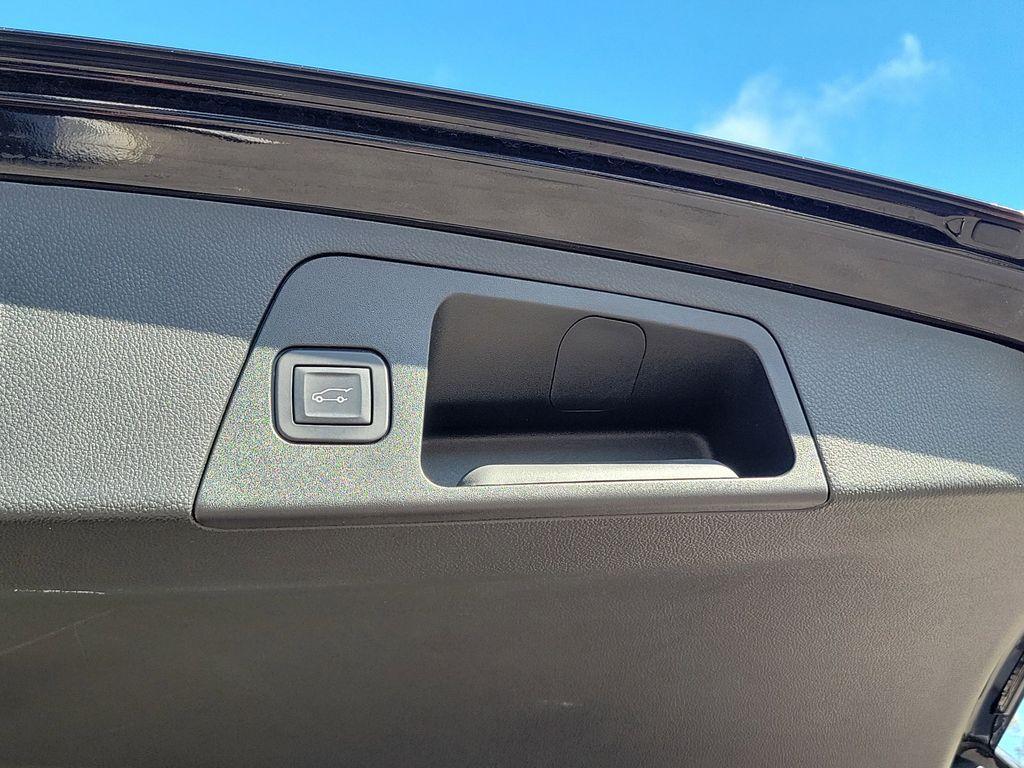 used 2018 Buick Envision car, priced at $18,999