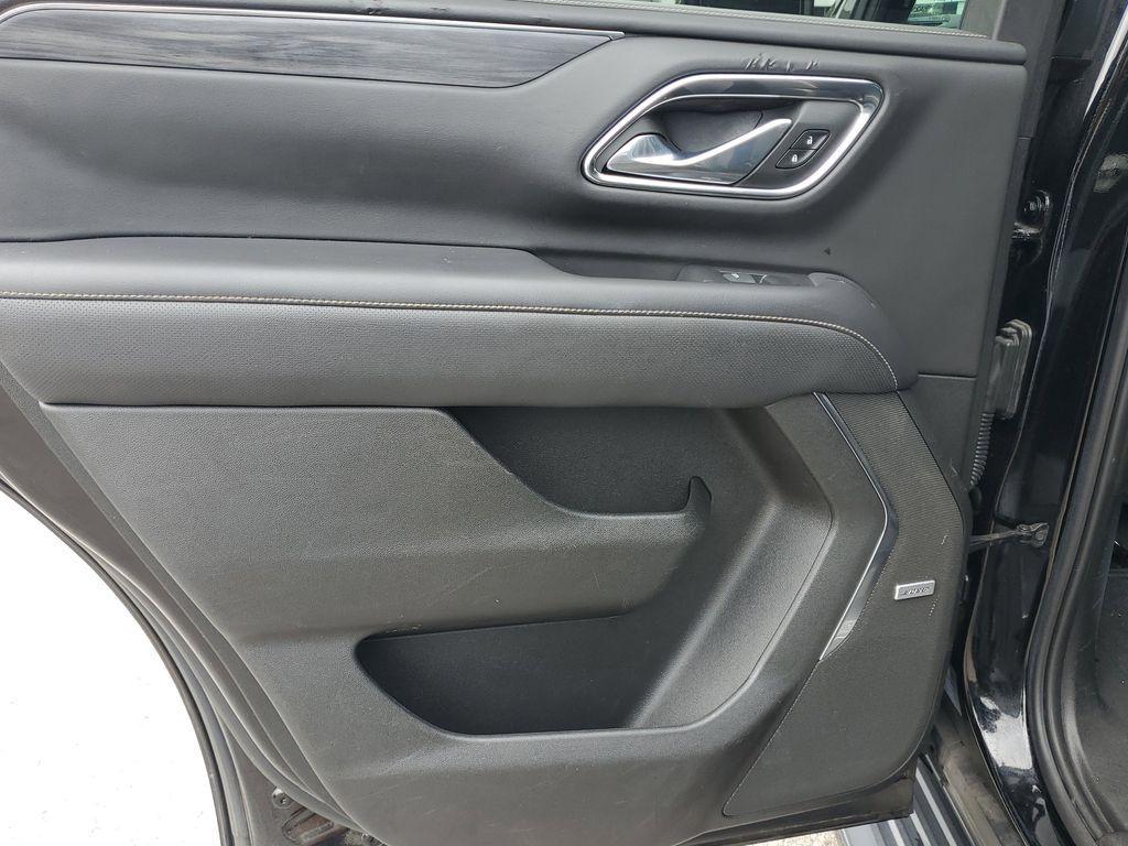 used 2021 GMC Yukon car, priced at $37,896