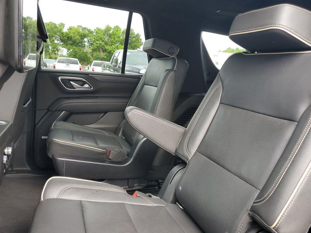 used 2021 GMC Yukon car, priced at $37,896