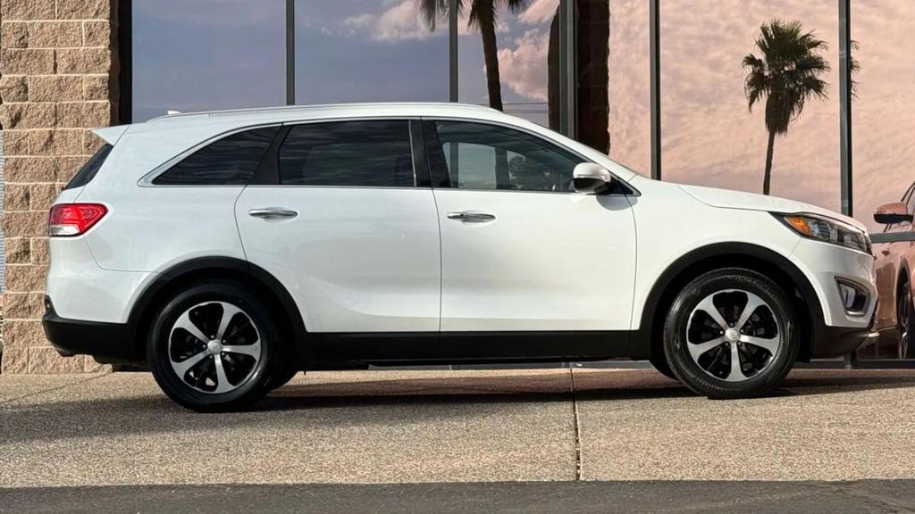 used 2017 Kia Sorento car, priced at $11,490