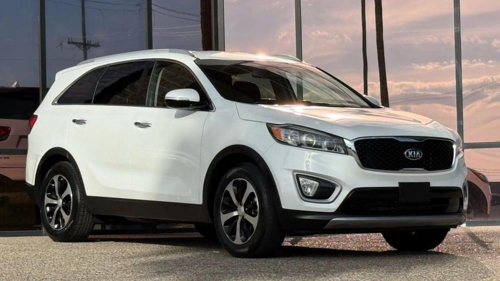 used 2017 Kia Sorento car, priced at $11,490