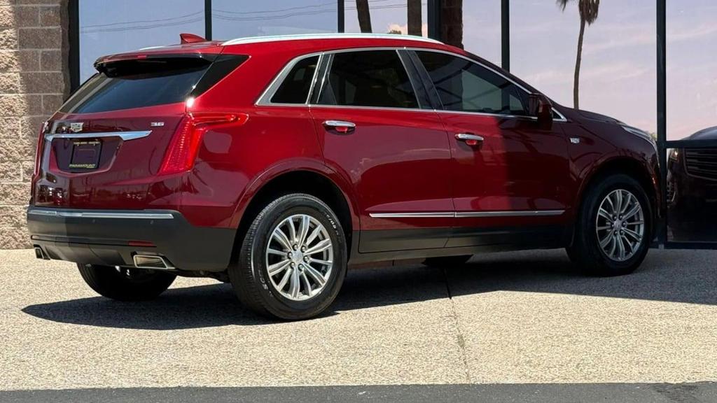 used 2017 Cadillac XT5 car, priced at $15,990