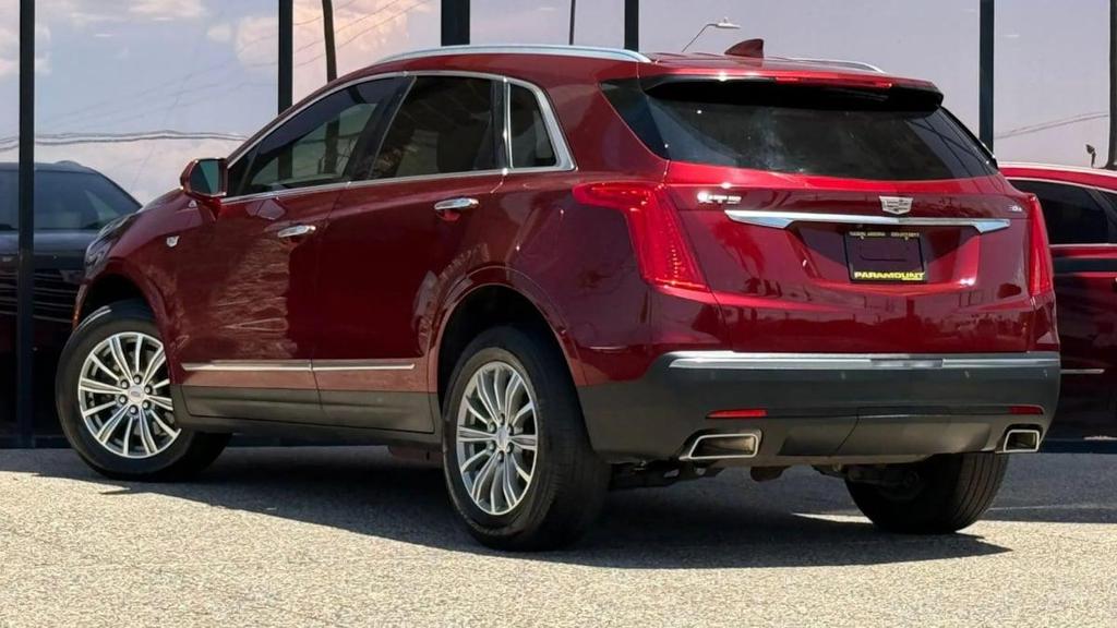 used 2017 Cadillac XT5 car, priced at $15,990