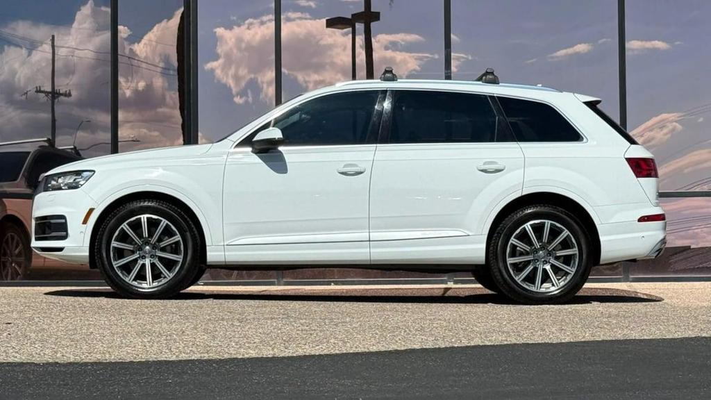 used 2019 Audi Q7 car, priced at $19,990