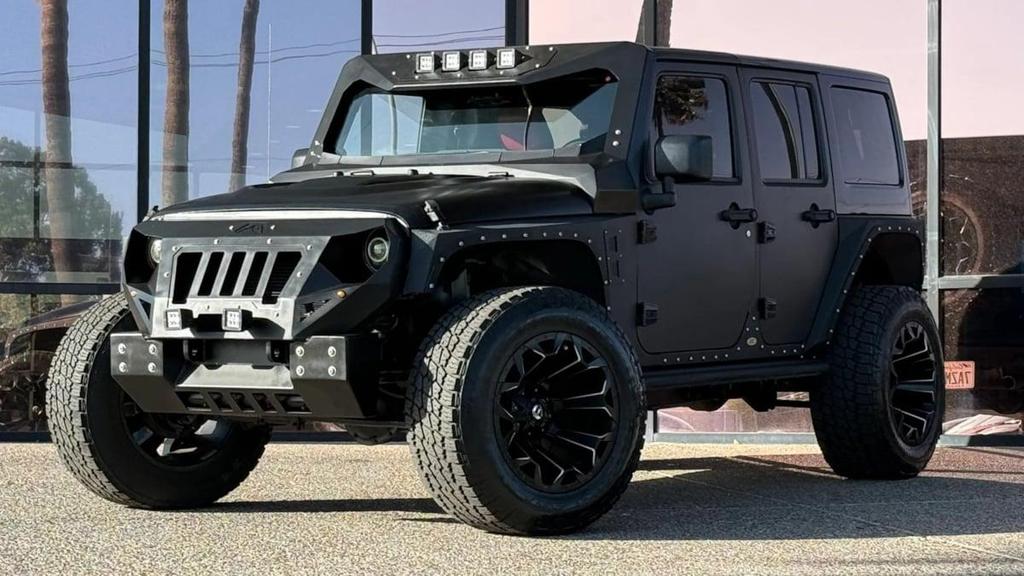 used 2013 Jeep Wrangler Unlimited car, priced at $27,990
