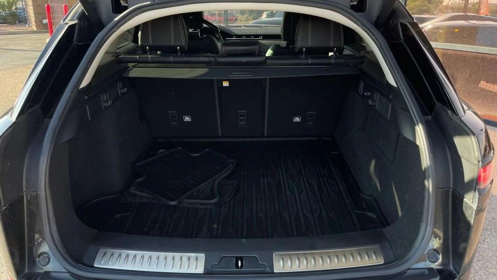 used 2019 Land Rover Range Rover Velar car, priced at $18,990