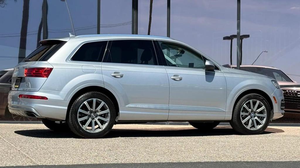 used 2019 Audi Q7 car, priced at $14,990