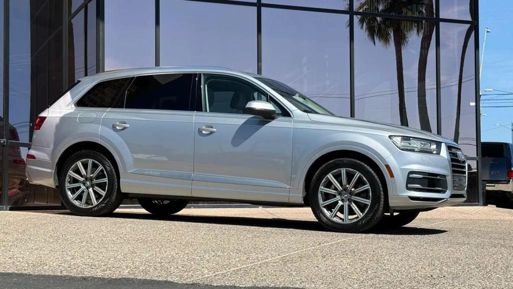 used 2019 Audi Q7 car, priced at $14,990
