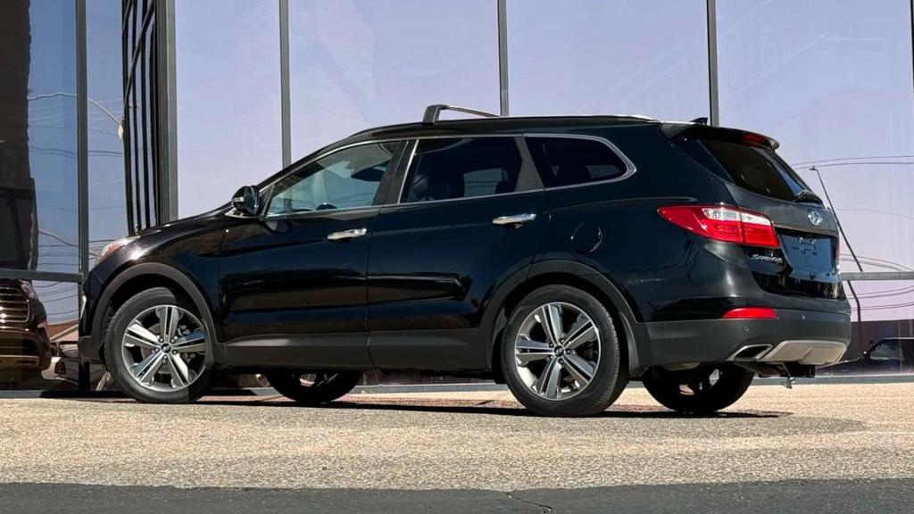 used 2015 Hyundai Santa Fe car, priced at $12,990