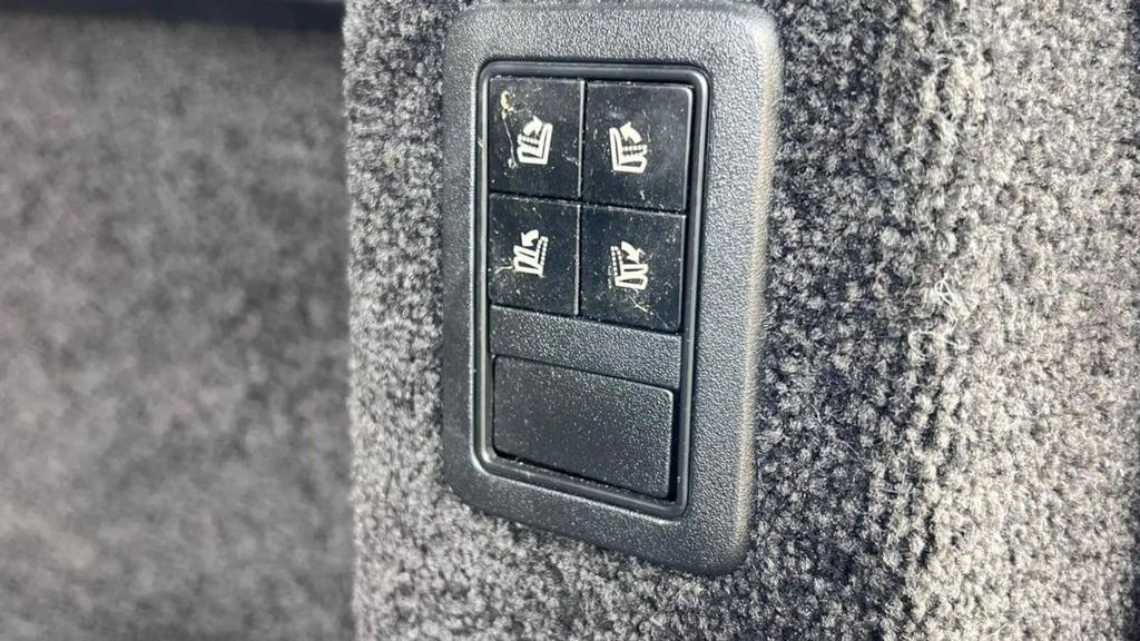 used 2014 Land Rover Range Rover car, priced at $25,990