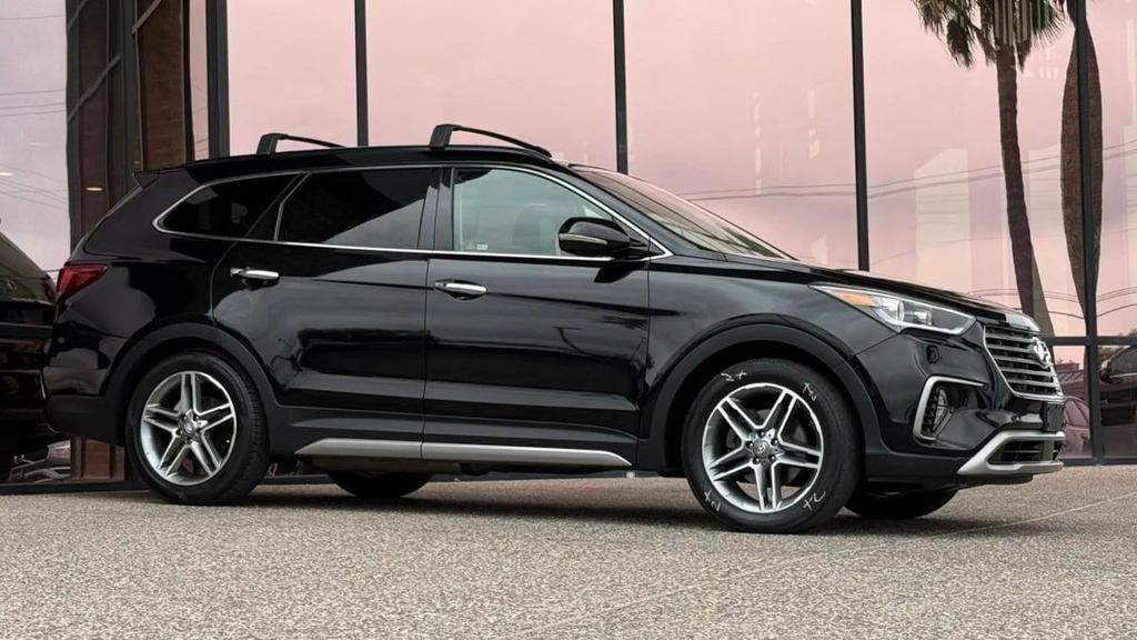 used 2018 Hyundai Santa Fe car, priced at $15,990