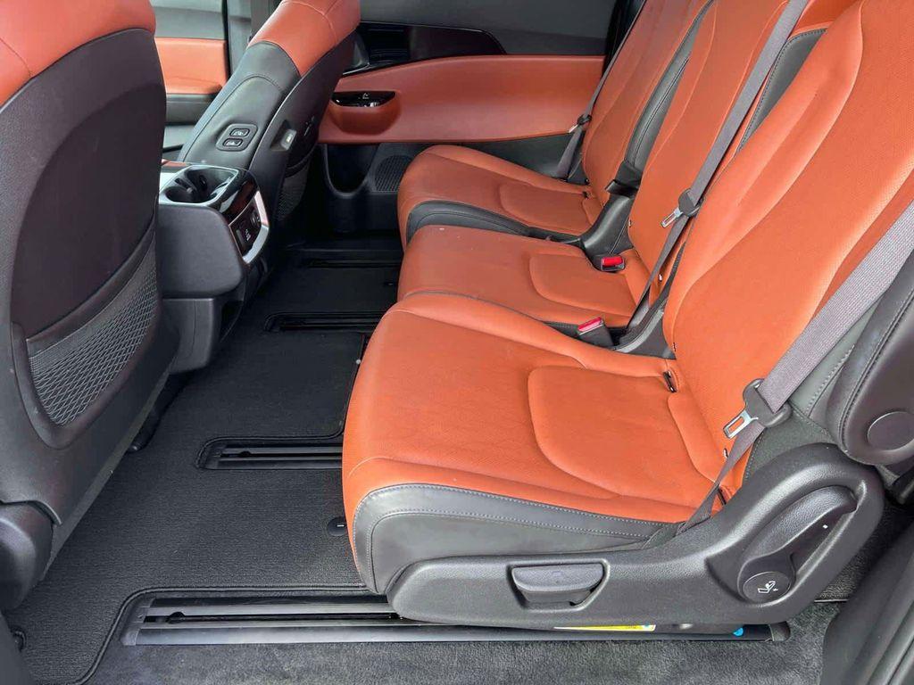 used 2024 Kia Carnival car, priced at $36,799